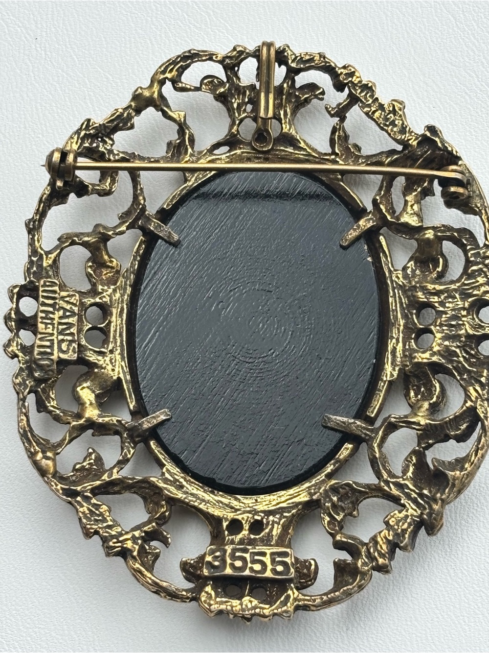 Vintage Van S Authentics Gold Tone Filigree Floral Cameo Statement Brooch 3” - Picture 7 of 12
